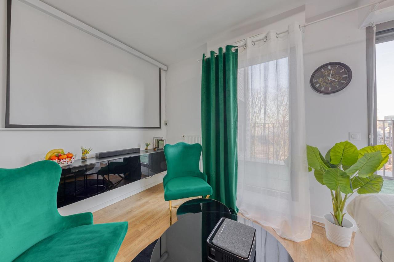 Cinema Moon Luxury - Gare 3Min - Proche Paris Apartment Massy  Exterior photo